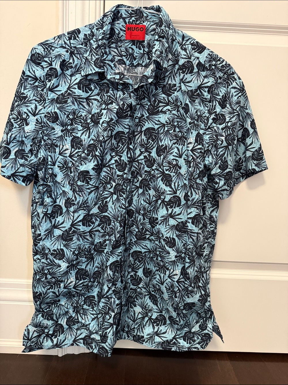 HUGO Light Blue and Black Tropical Leaf Short-Sleeve Button-Down Shirt